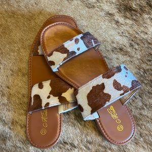Cow Print Sandals !